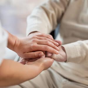 Eine unterstützende Gemeinschaft für Patienten mit chronischen Krankheiten aufbauen