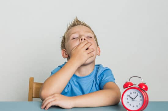 Schlafmangel und ADHS bei Kindern - Was Eltern wissen müssen
